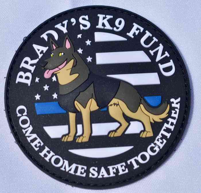 Cet écusson de l'association Brady's K9 Fund est à vendre sur le site web