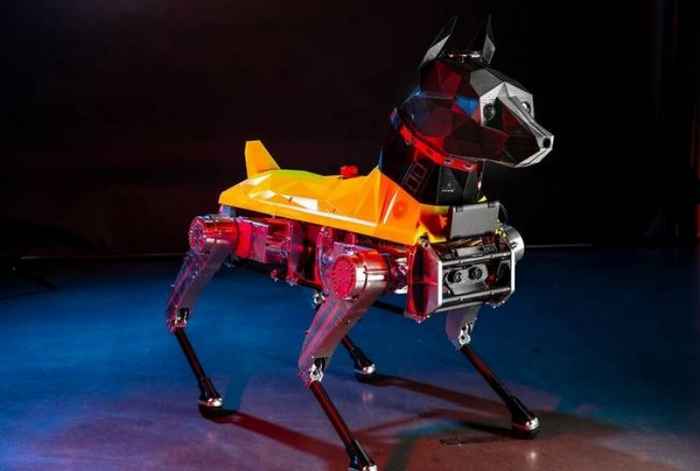 Chien robot imprimé en 3D qui apprend grâce à l'intelligence artificielle