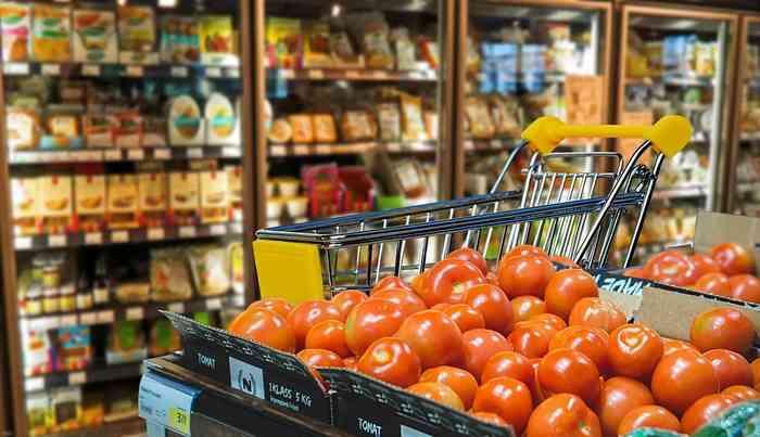 Allez au supermarché avec son chien, qui n'en a pas rêvé?