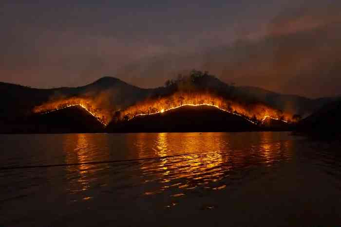 Incendies dans le sud de la péninsule italienne.
